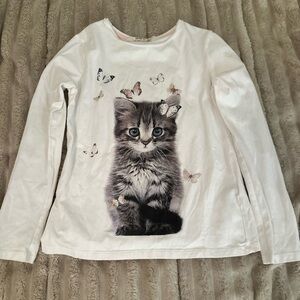 H&M White Long Sleeve Shirt with Kitten and Butterfly Print